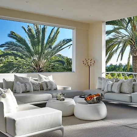 Rent Your Luxury 5 Bedroom Villa, Ibiza 1013 Villa *