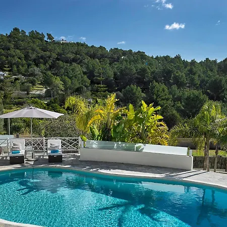 Rent Your Luxury 5 Bedroom Villa, Ibiza 1013 Villa
