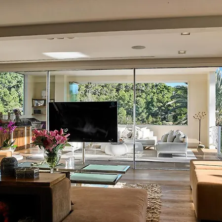 Rent Your Luxury 5 Bedroom Villa, Ibiza 1013 Santa Eulària des Riu