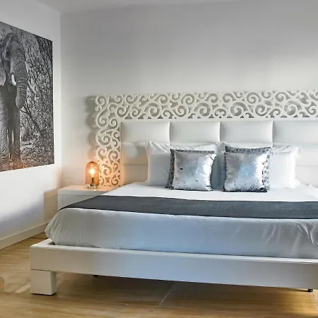 Βίλα Rent Your Luxury 5 Bedroom Villa, Ibiza 1013 *