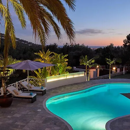 Rent Your Luxury 5 Bedroom Villa, Ibiza 1013 Βίλα *
