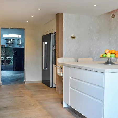 Rent Your Luxury 5 Bedroom Villa, Ibiza 1013 Βίλα